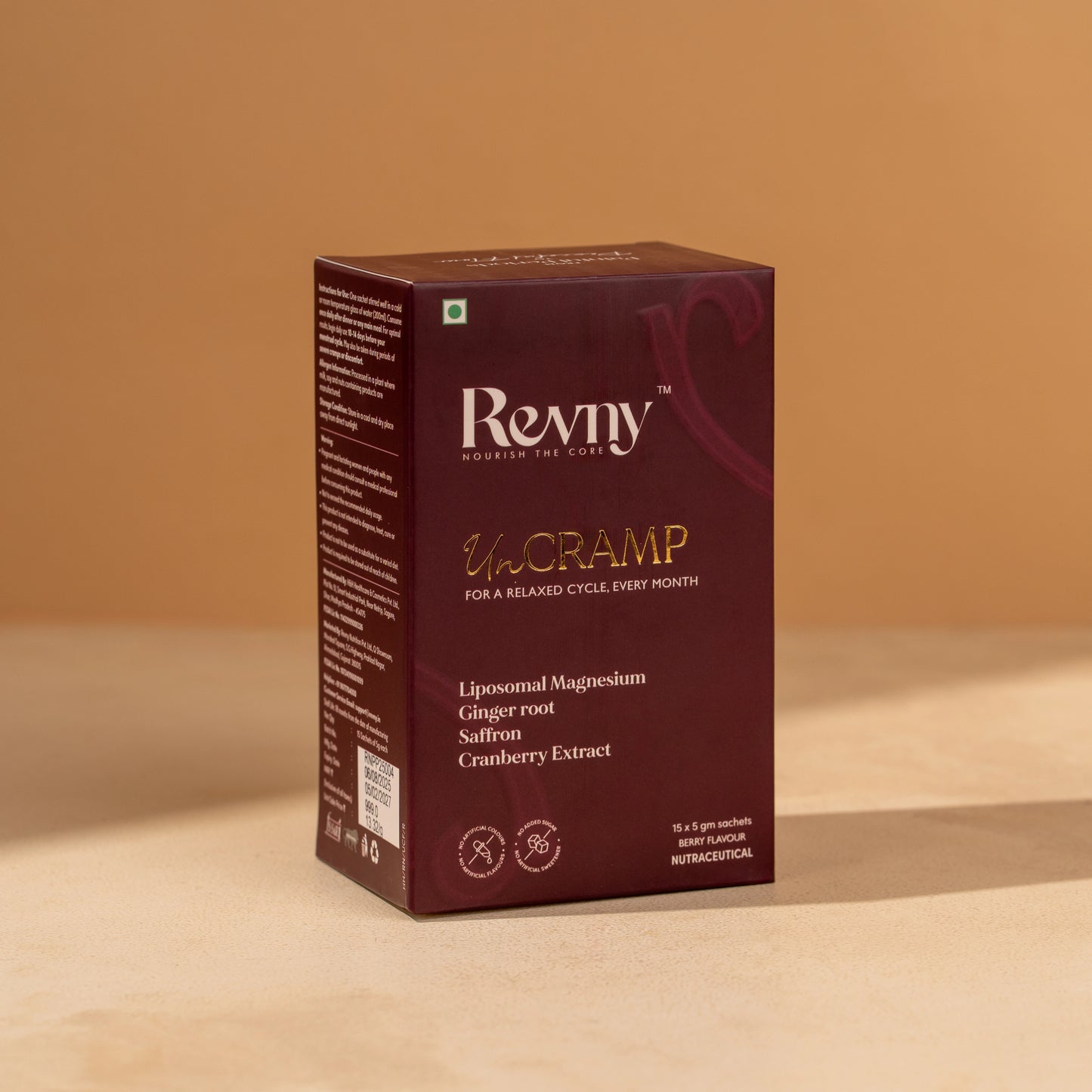 Revny UnCramp supplement box on a beige background